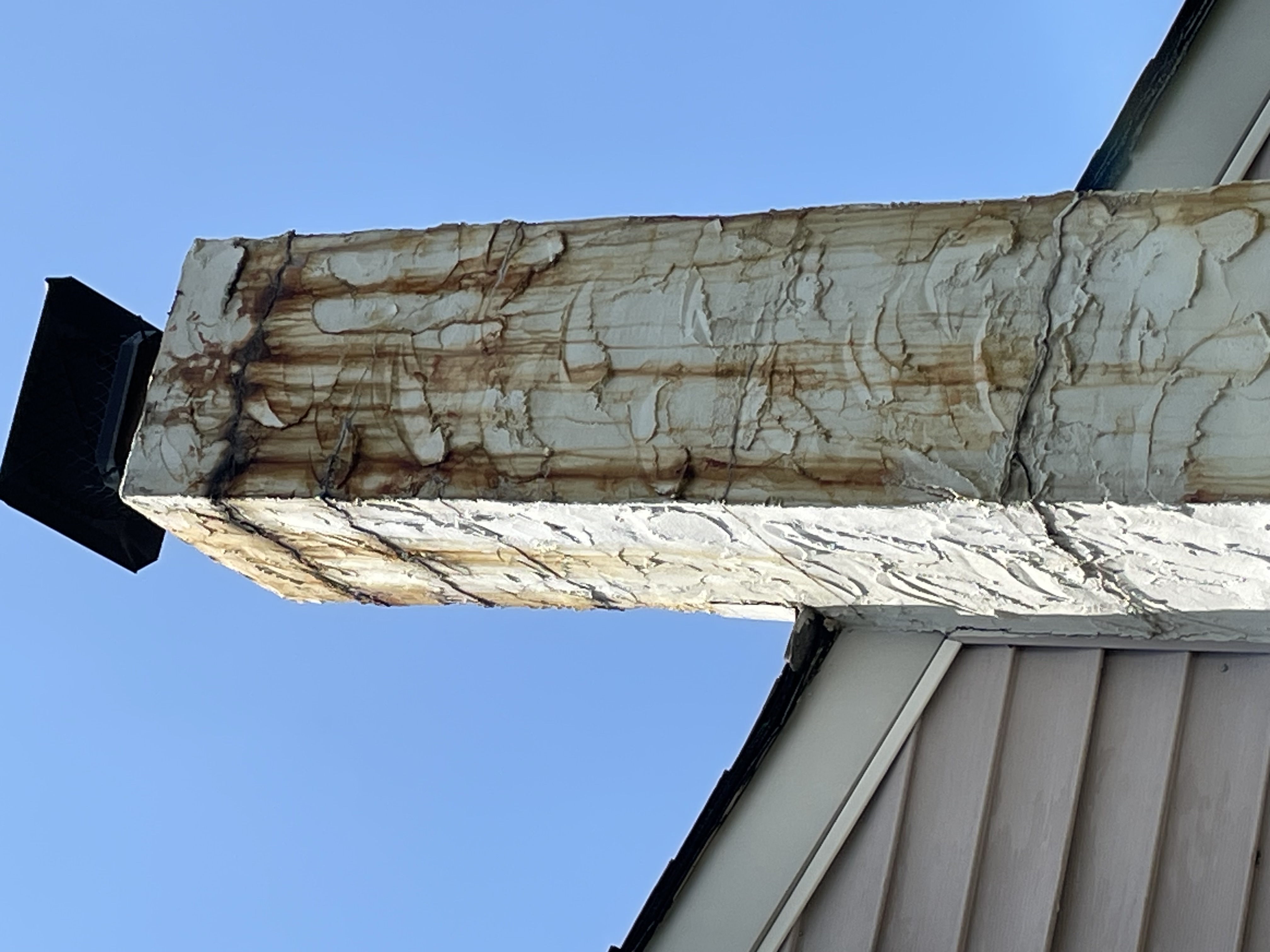 Rust stain removal from chimney in Hampton Thumbnail